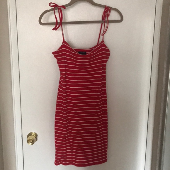 Bardot Dresses & Skirts - Red Striped Ribbed Bardot Tie Strap Dress, Size M Bardot Dresses & Skirts - Red Striped Ribbed Bardot Tie Strap Dress, Size M